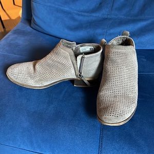 Toms booties leather and canvas